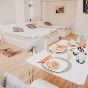  Апартаменты With Amazing View In The Center Албания